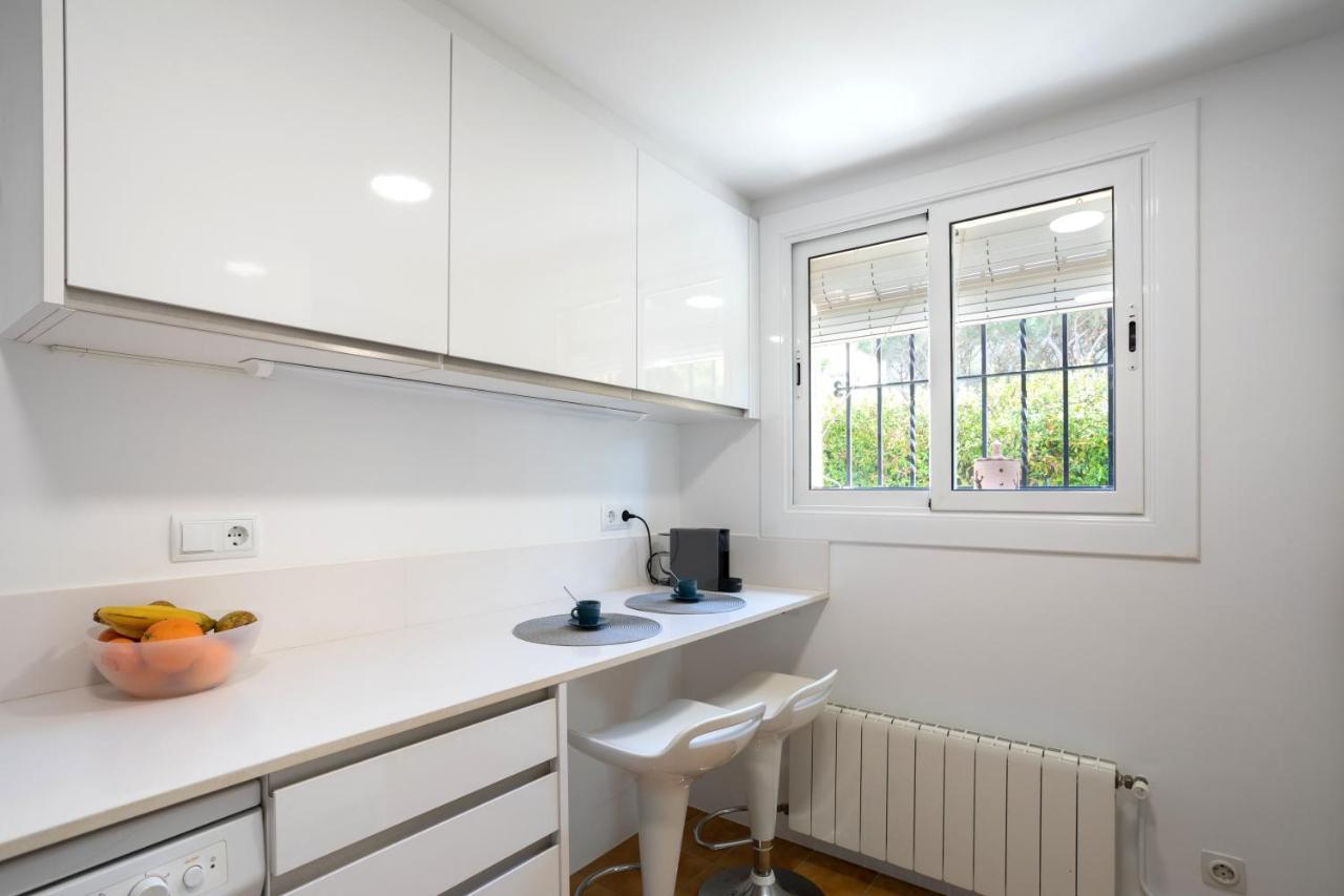 Bonita Casa Adosada Con Jardin Privado Y Piscina Comunitaria Calella De Palafrugell Buitenkant foto