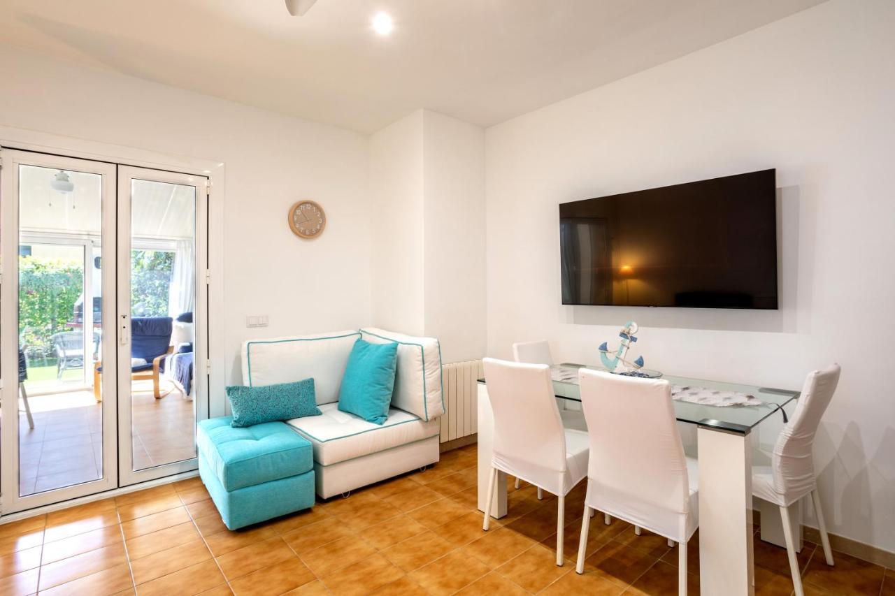 Bonita Casa Adosada Con Jardin Privado Y Piscina Comunitaria Calella De Palafrugell Buitenkant foto